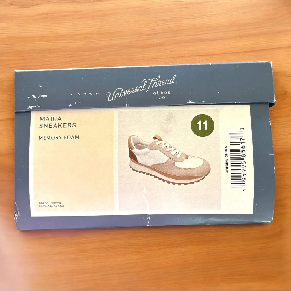 Women’s Universal Thread Maria Sneakers White and Tan Size 11 - Picture 3 of 9